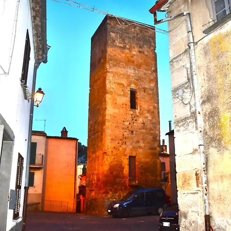 Tatil Evi La Casetta Sotto La Torre *