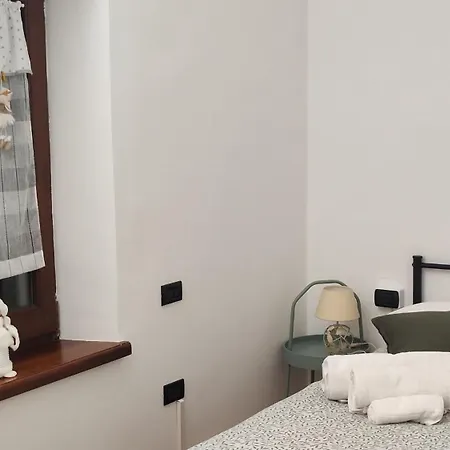 Tatil Evi La Casetta Sotto La Torre *